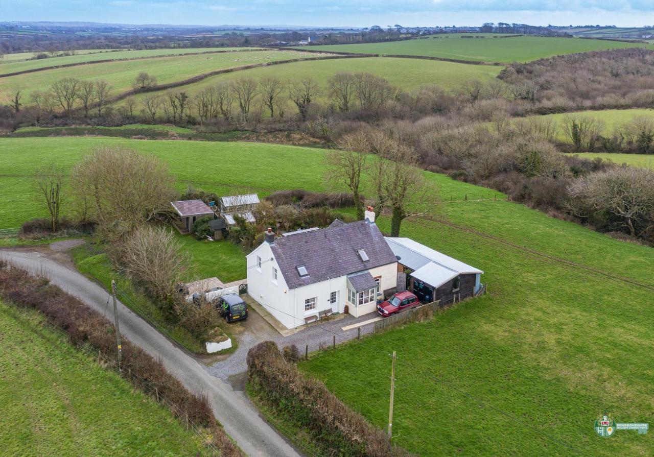Lambston Cottage - A Pembrokeshire Home Away From Home Pelcomb Extérieur photo